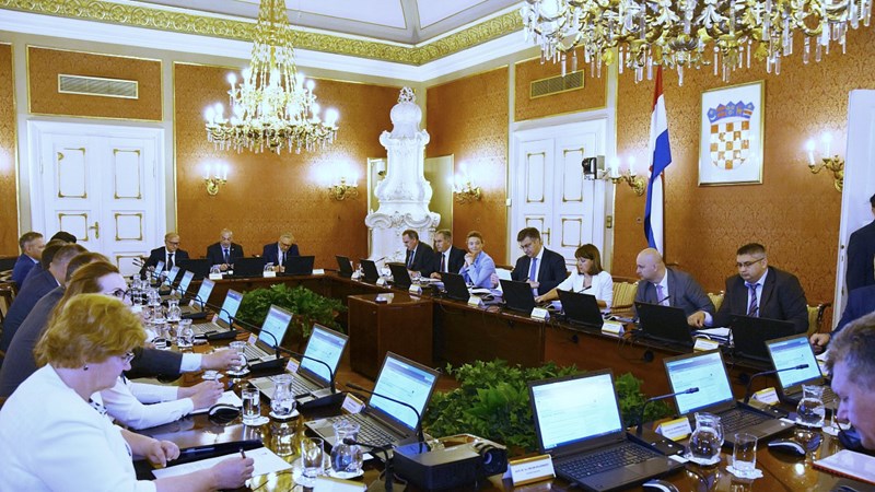 Uvođenjem e-računa u javnu nabavu više od 2 milijarde kuna uštede